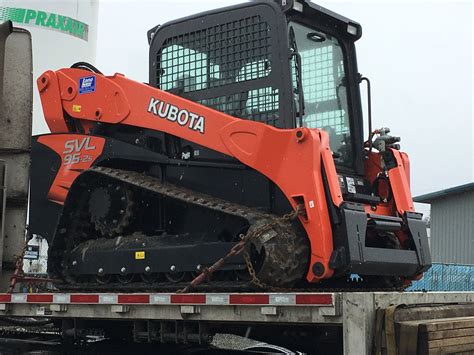 how to operate a kubota skid steer svl 95|kubota skid steer size chart.